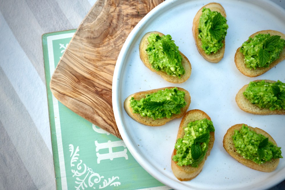 7098CC88-C566-424E-B6FE-6A01F4756F56_1_201_a